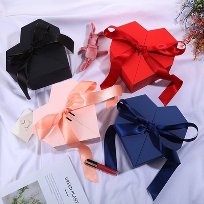 Cosmetics Skin Care Gift Box Red Heart Shape Boxes Cardboard Paper